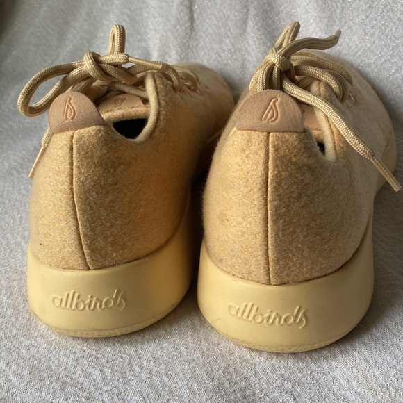 Allbirds Lux Beige Merino Wool Washable Running Shoes Size M11 - Picture 3 of 10